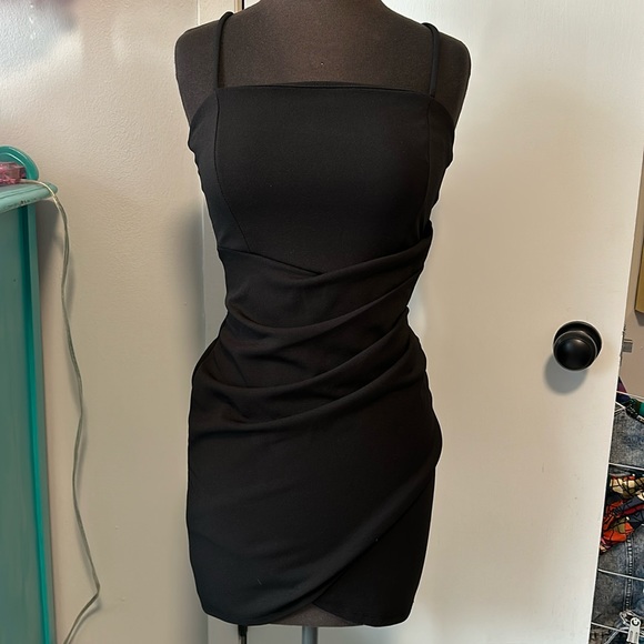 Windsor Dresses & Skirts - NWT Windsor little black dress
